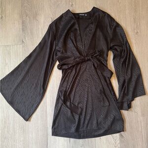 Black Flare Sleeve Animal Print Midi Belted